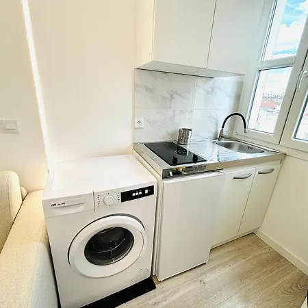 Republique Rue Des Bluets Apartament Paryż