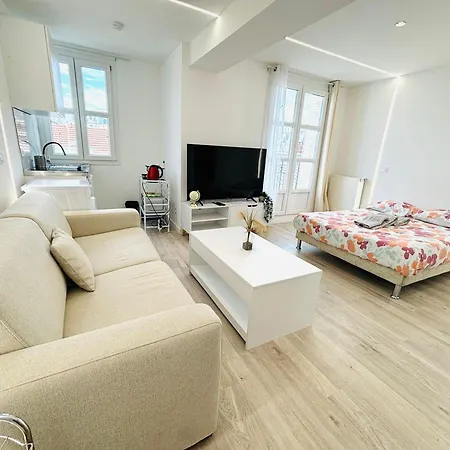 Appartement Republique Rue Des Bluets *